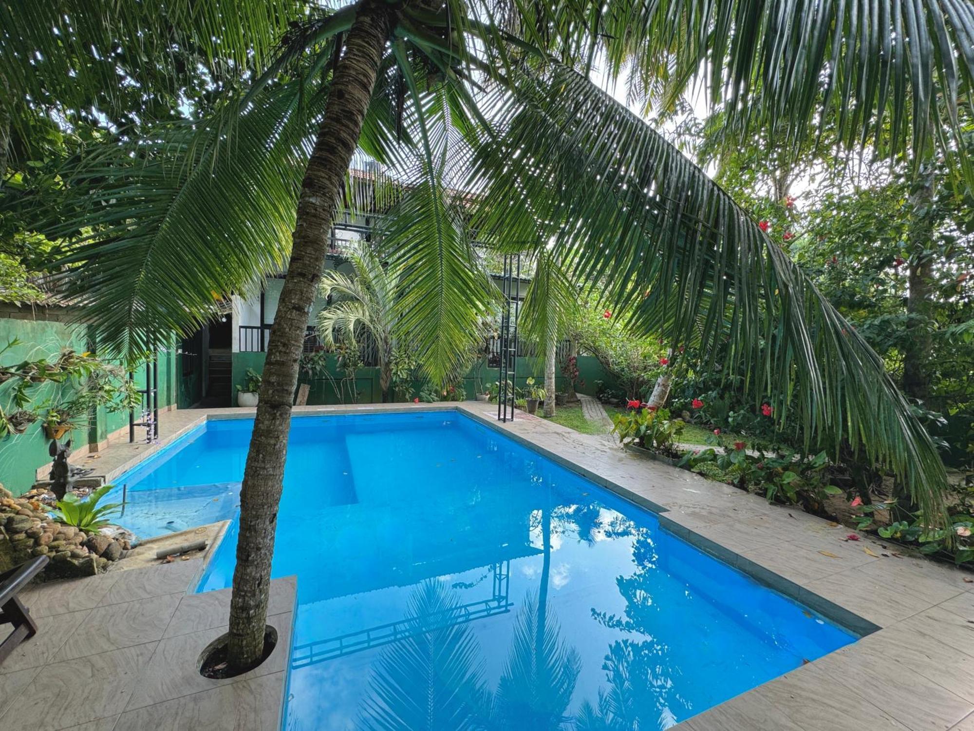 Swastha Ayurveda Villa Hikkaduwa Esterno foto