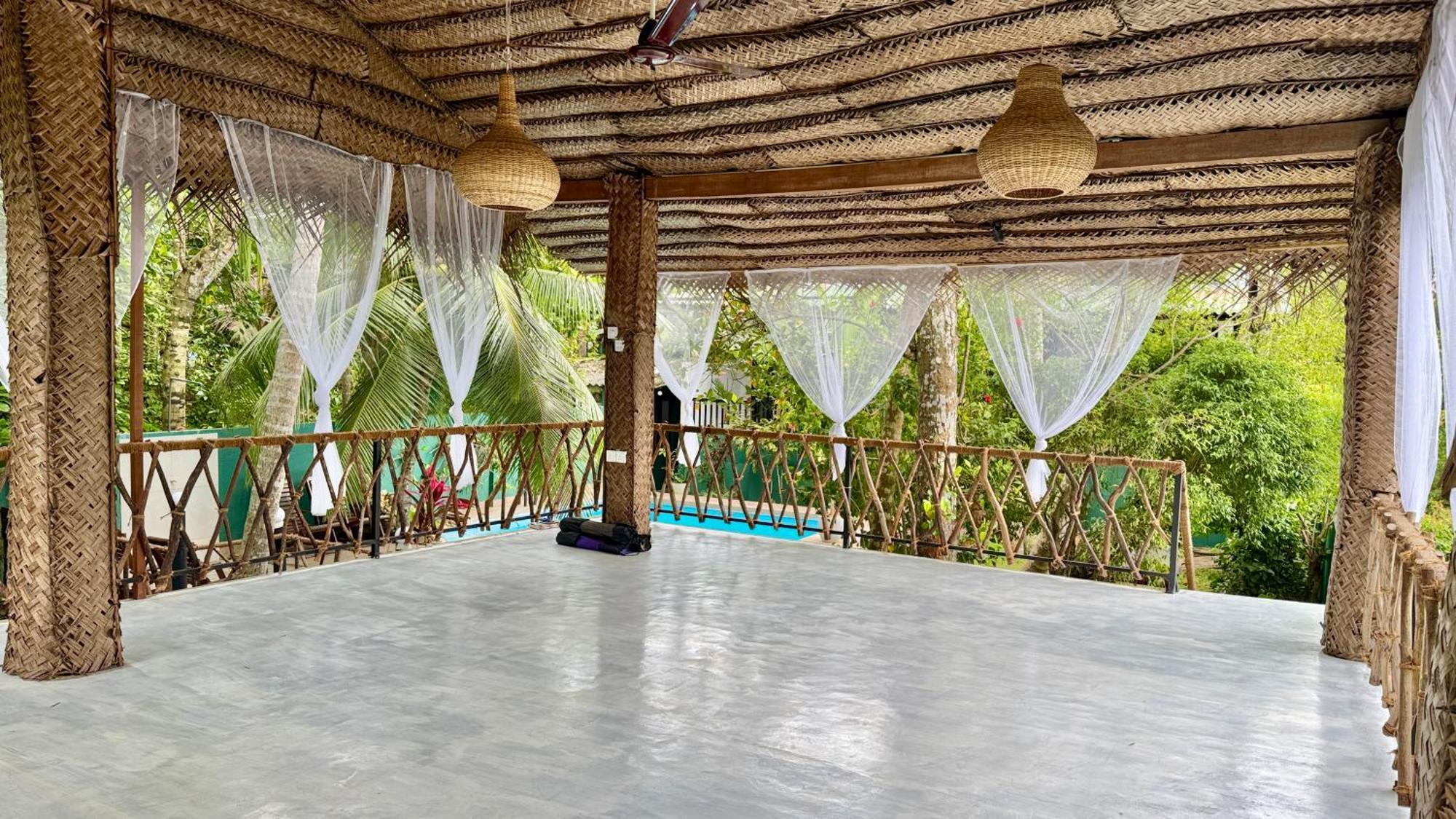 Swastha Ayurveda Villa Hikkaduwa Esterno foto